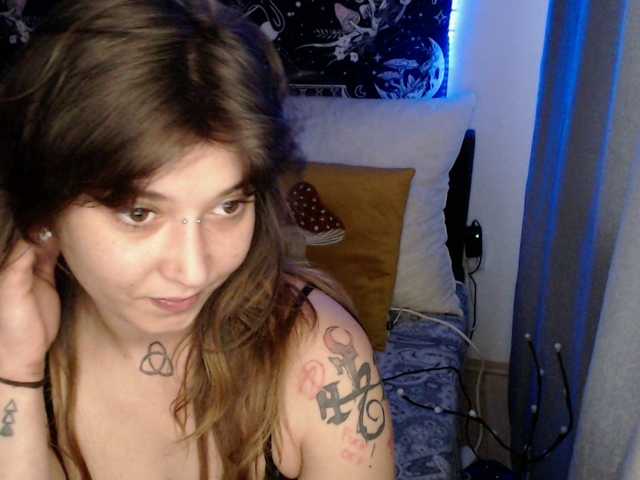 RacyRoby live cam on BongaCams