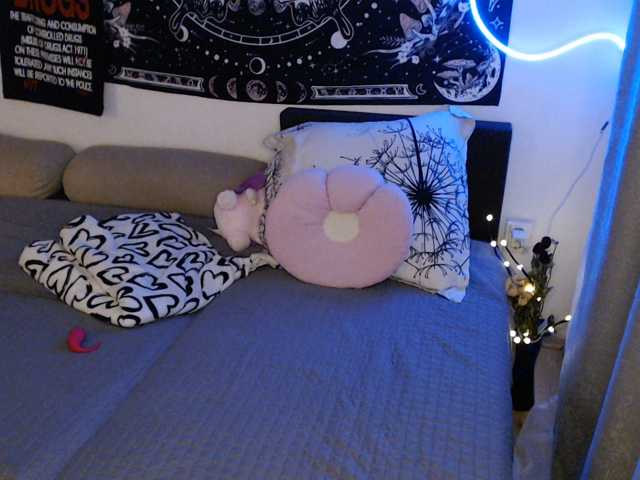RacyRoby live cam on BongaCams