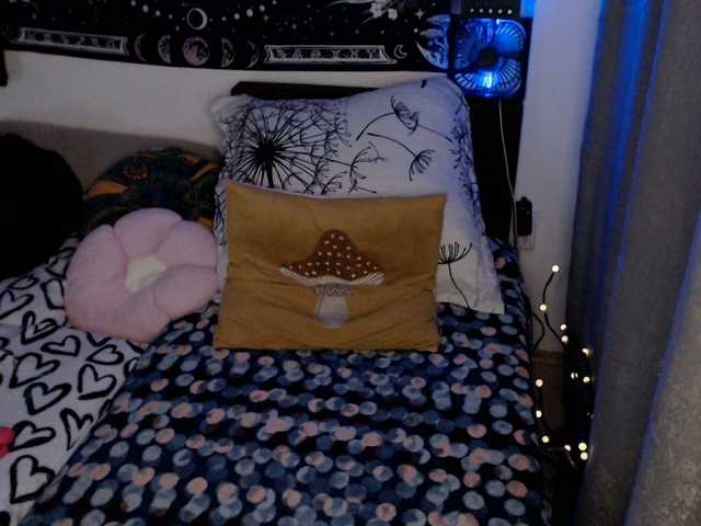 RacyRoby live cam on BongaCams