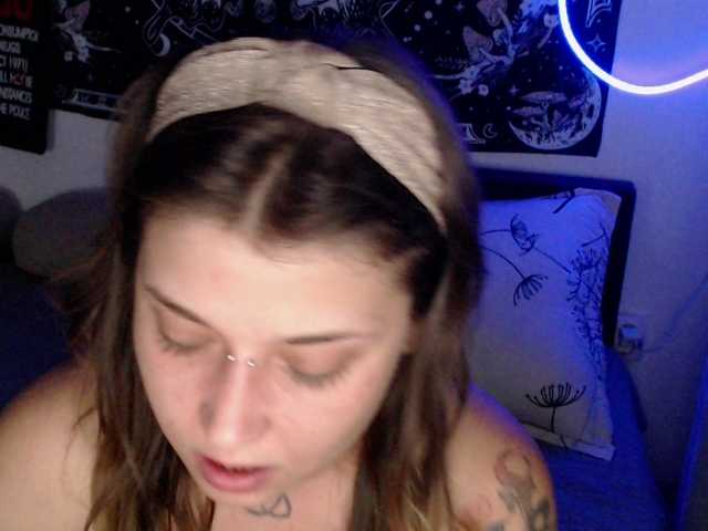 RacyRoby live cam on BongaCams
