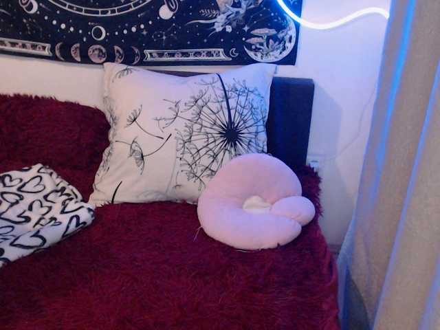 RacyRoby live cam on BongaCams