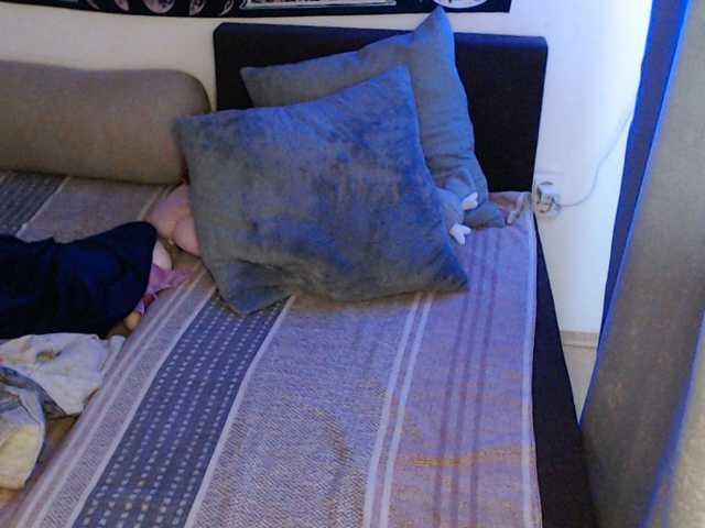 RacyRoby live cam on BongaCams