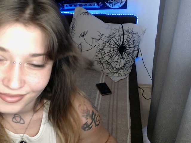 RacyRoby live cam on BongaCams