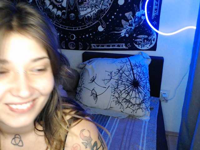 RacyRoby live cam on BongaCams