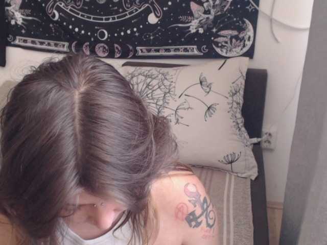 RacyRoby live cam on BongaCams