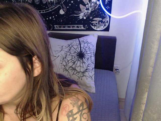 RacyRoby live cam on BongaCams