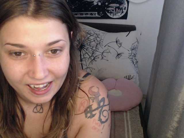 RacyRoby live cam on BongaCams