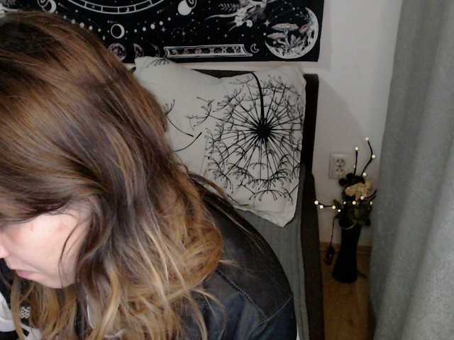 RacyRoby live cam on BongaCams