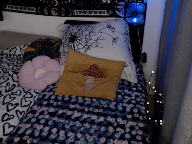 RacyRoby live cam on BongaCams