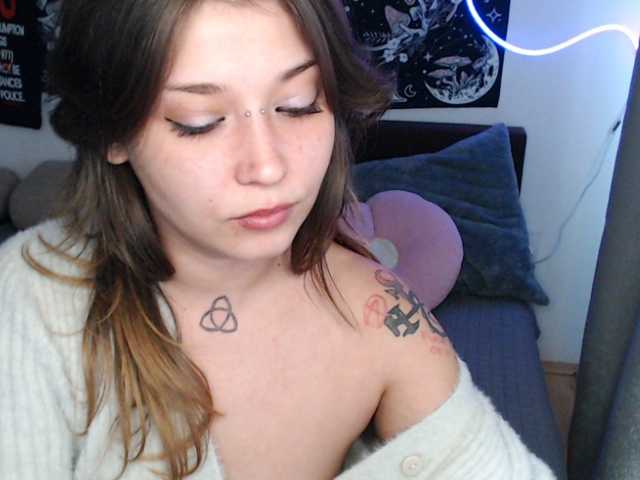 RacyRoby live cam on BongaCams