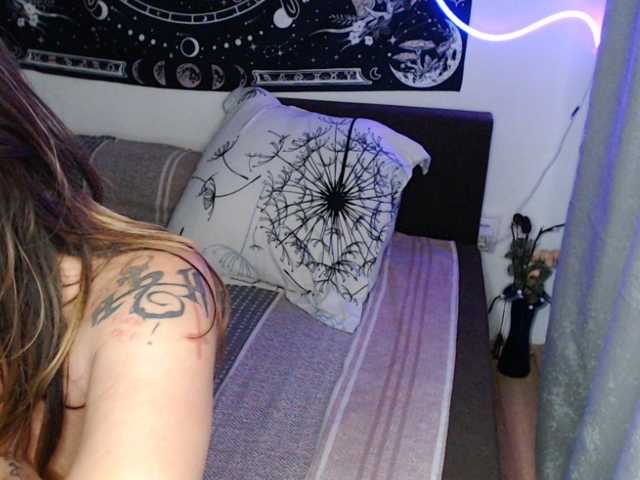 RacyRoby live cam on BongaCams