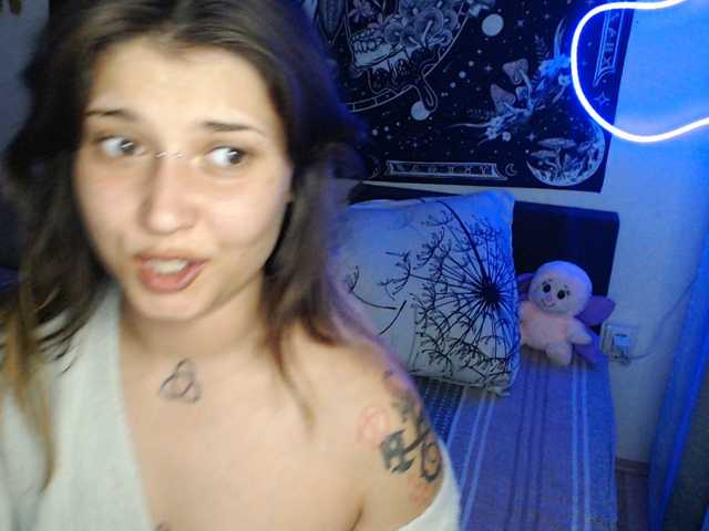 RacyRoby live cam on BongaCams