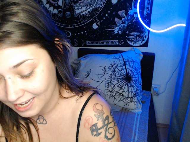 RacyRoby live cam on BongaCams