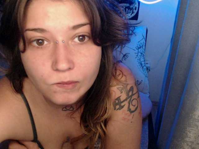 RacyRoby live cam on BongaCams