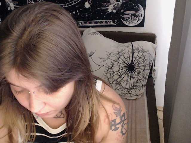 RacyRoby live cam on BongaCams