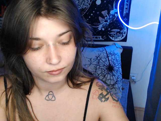 RacyRoby live cam on BongaCams