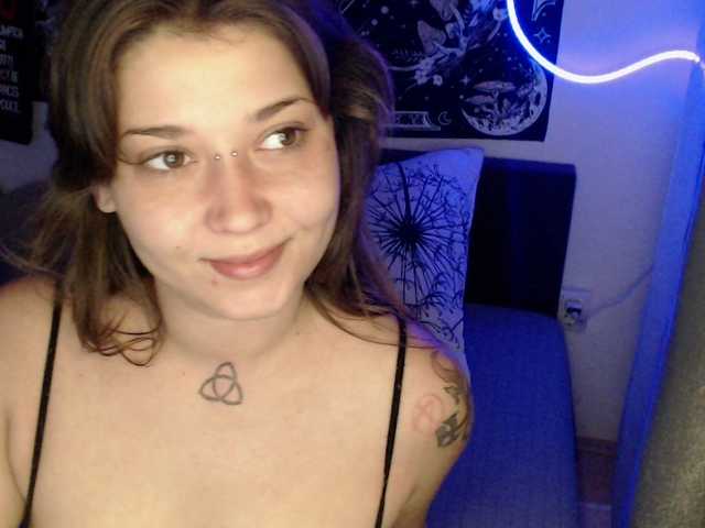 RacyRoby live cam on BongaCams
