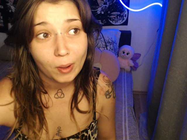 RacyRoby live cam on BongaCams