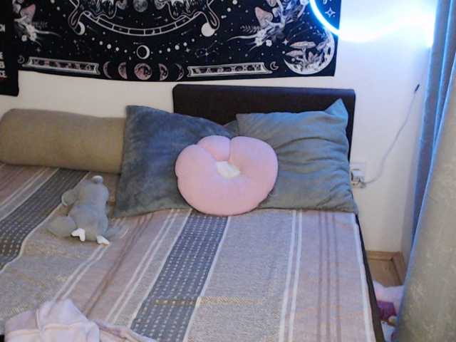 RacyRoby live cam on BongaCams