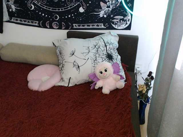 RacyRoby live cam on BongaCams