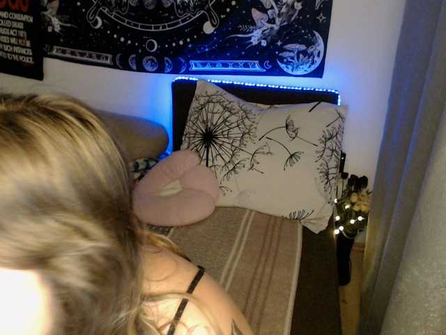 RacyRoby live cam on BongaCams