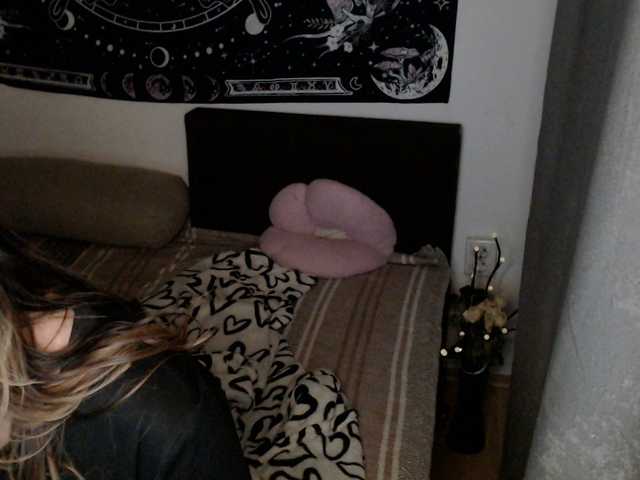 RacyRoby live cam on BongaCams
