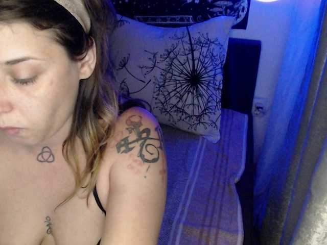 RacyRoby live cam on BongaCams