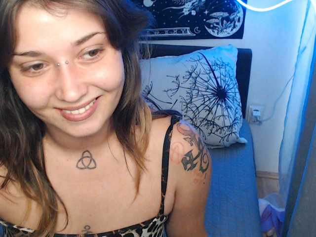 RacyRoby live cam on BongaCams