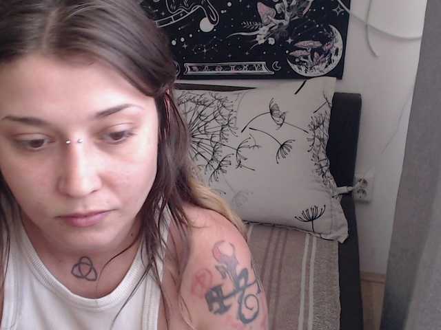 RacyRoby live cam on BongaCams