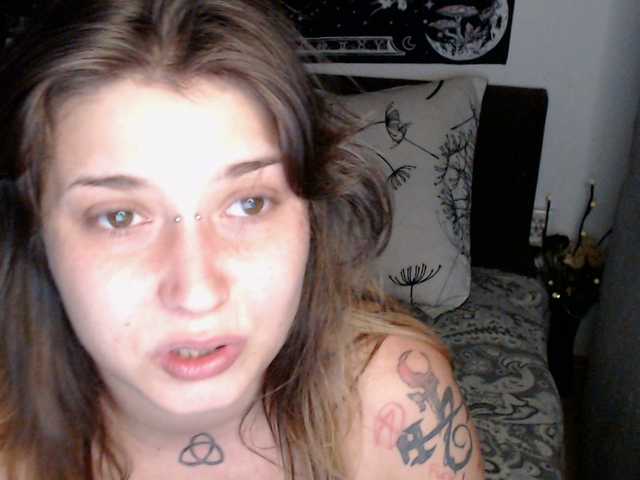 RacyRoby live cam on BongaCams