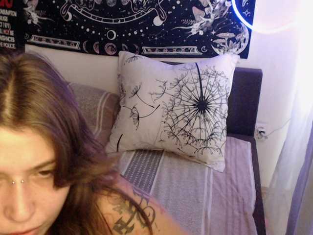 RacyRoby live cam on BongaCams