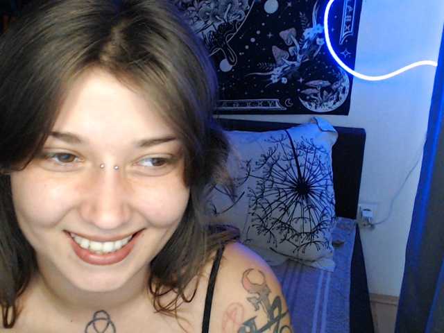 RacyRoby live cam on BongaCams