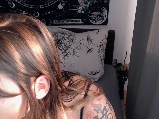 RacyRoby live cam on BongaCams