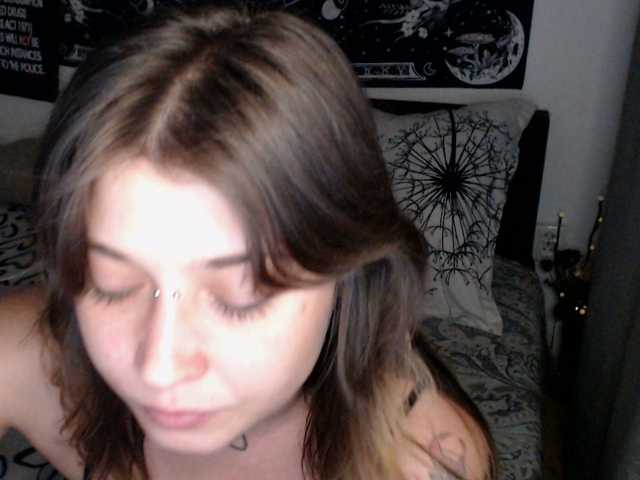 RacyRoby live cam on BongaCams