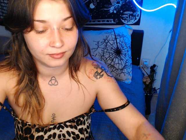 RacyRoby live cam on BongaCams