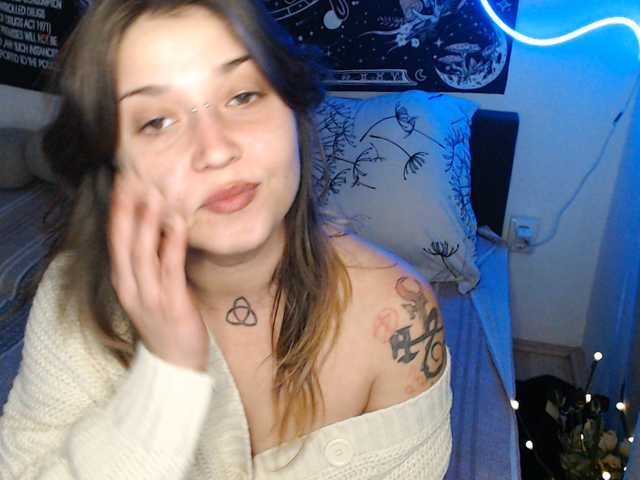 RacyRoby live cam on BongaCams