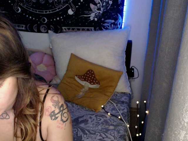 RacyRoby live cam on BongaCams