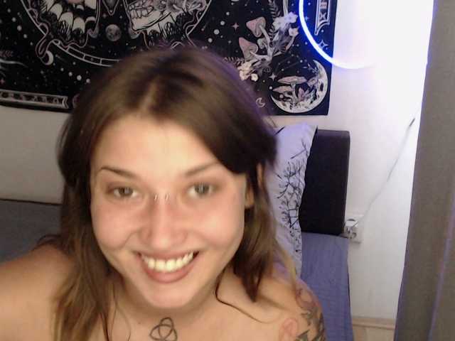 RacyRoby live cam on BongaCams