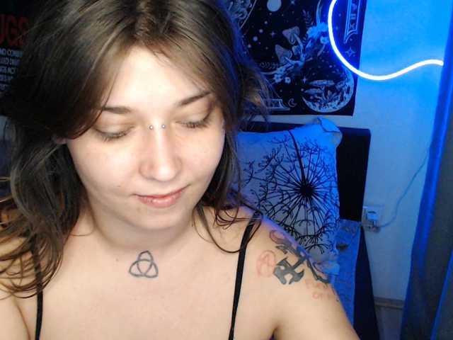RacyRoby live cam on BongaCams