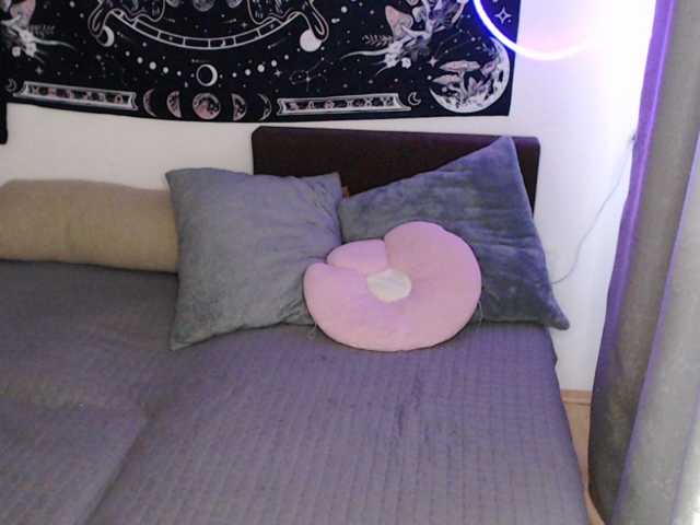 RacyRoby live cam on BongaCams