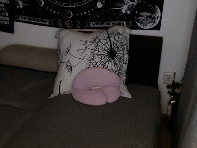 RacyRoby live cam on BongaCams