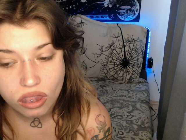 RacyRoby live cam on BongaCams