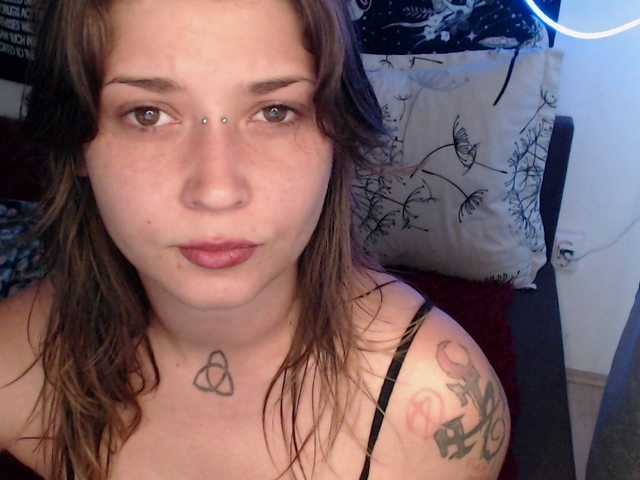 RacyRoby live cam on BongaCams