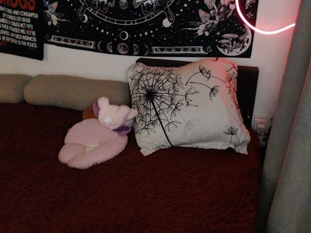 RacyRoby live cam on BongaCams