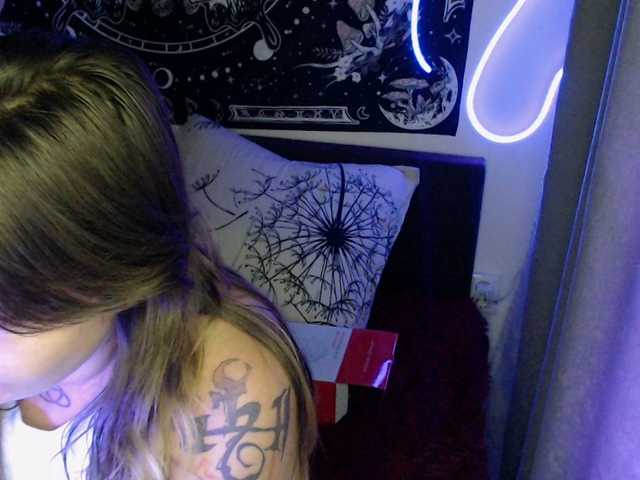 RacyRoby live cam on BongaCams
