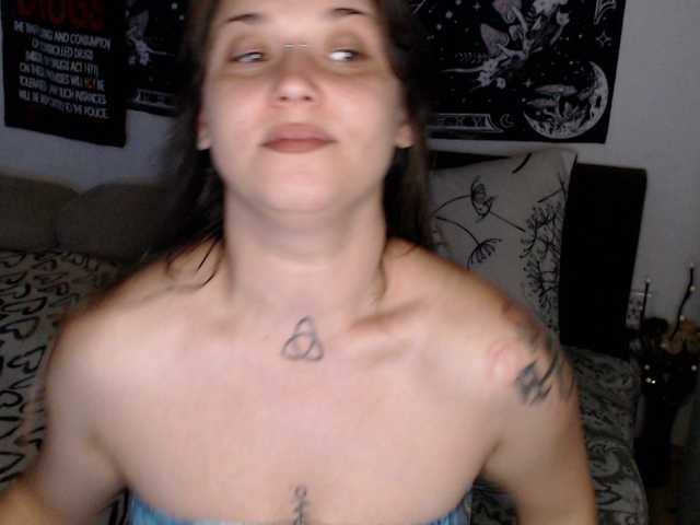 RacyRoby live cam on BongaCams