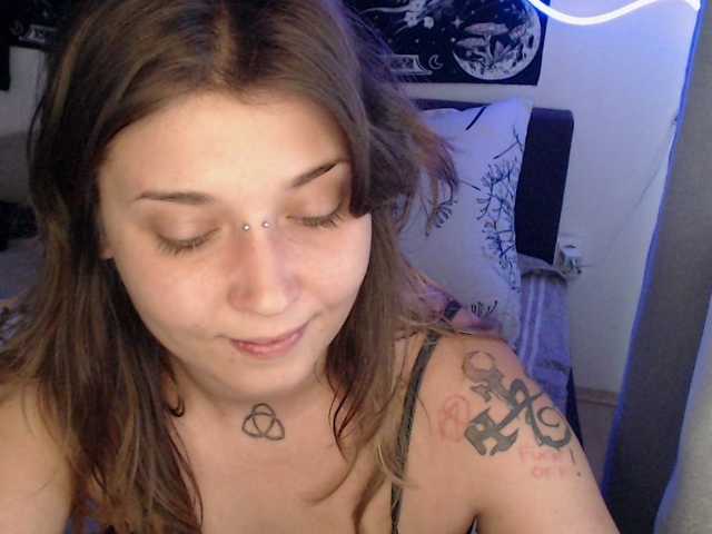 RacyRoby live cam on BongaCams