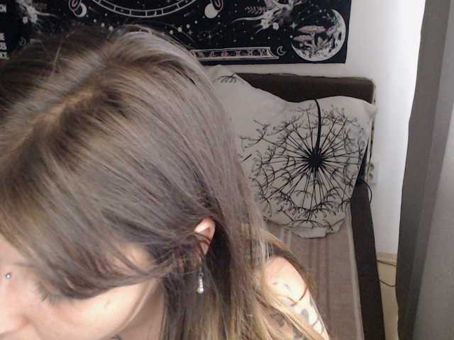 RacyRoby live cam on BongaCams