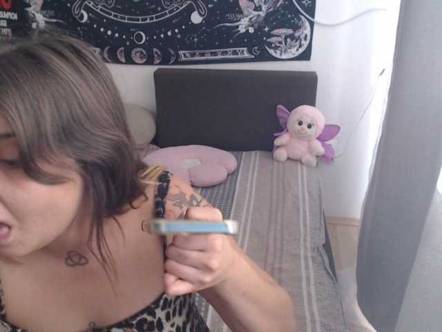 RacyRoby live cam on BongaCams