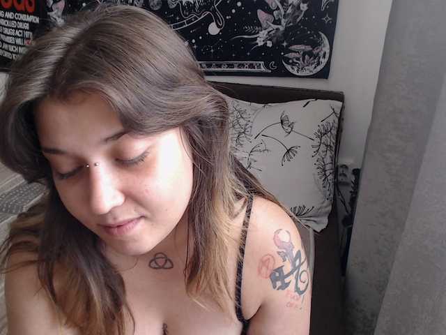 RacyRoby live cam on BongaCams